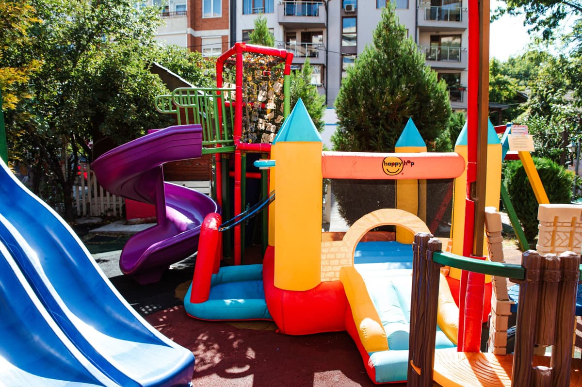 Детски парти център SugarLand Kids 1